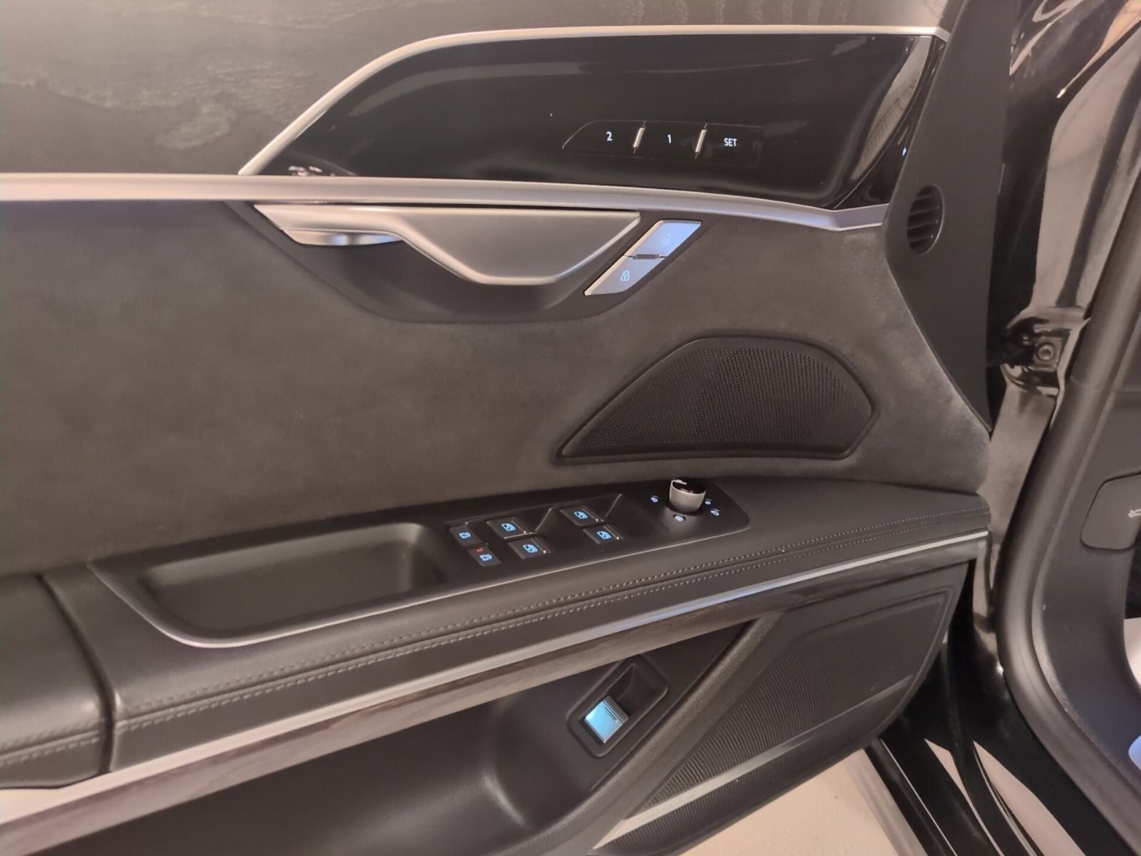 2022 Audi A8 L 55 quattro