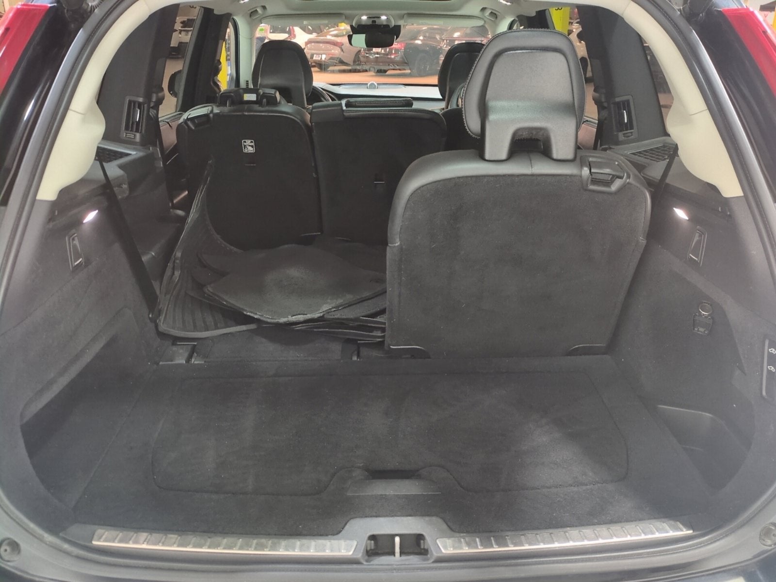 2017 Volvo XC90 T6 Inscription