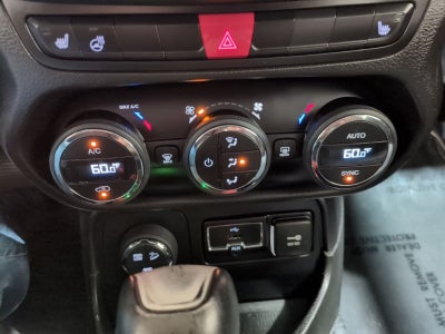2015 Jeep Renegade Trailhawk