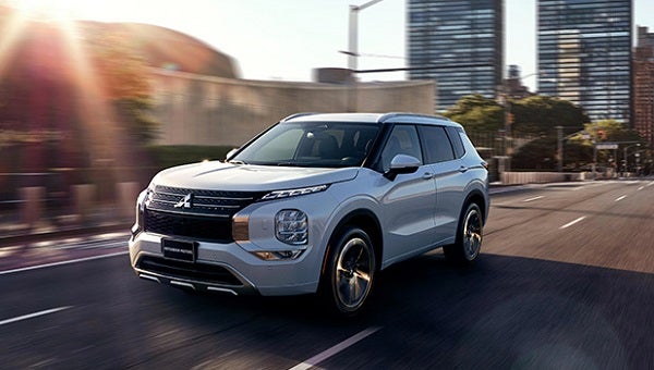 2023 Outlander | Glassman Mitsubishi in Southfield MI